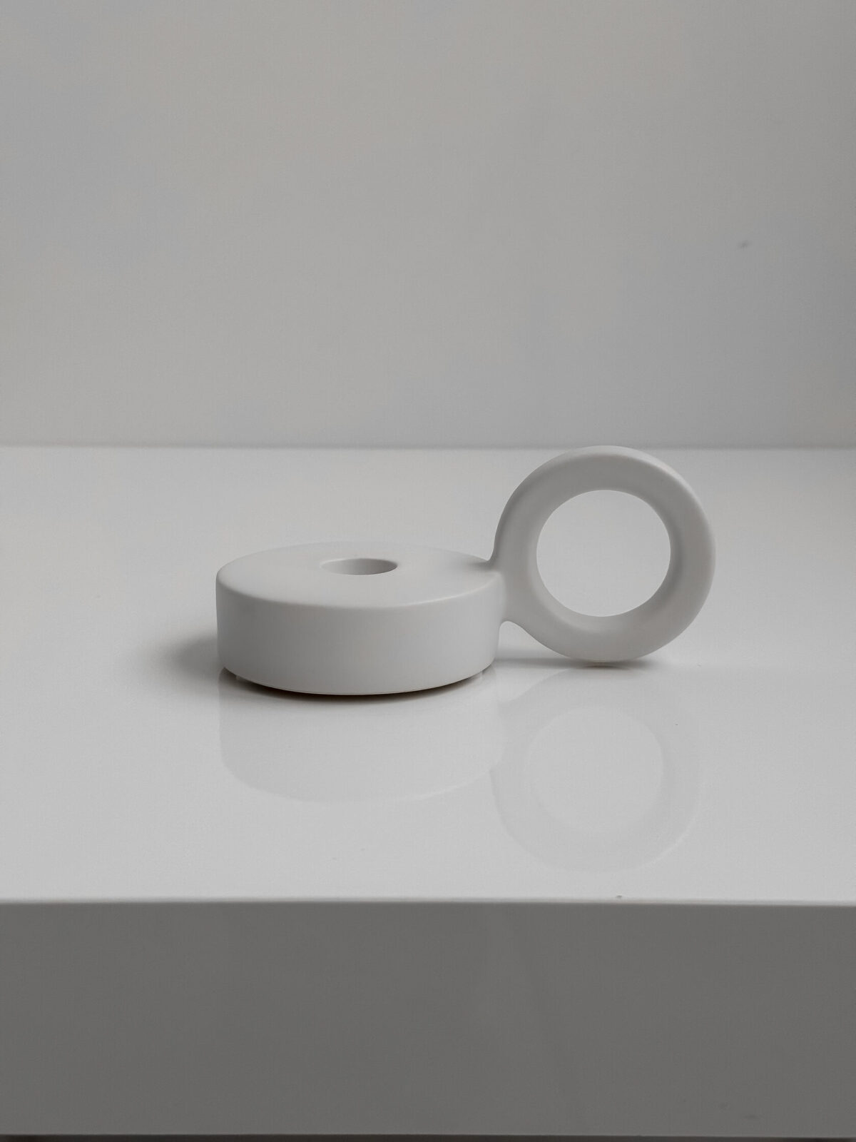 Підсвічник з ручкою, білий - Зображення 3