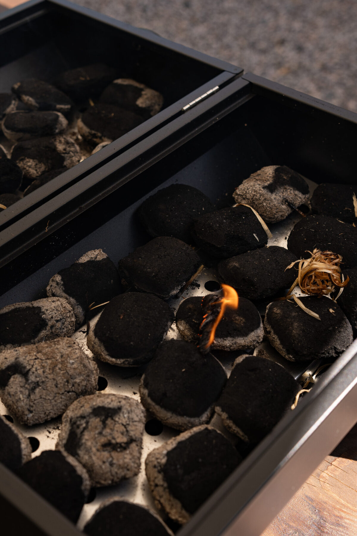 Портативний вугільний гриль, чорний - Зображення 6