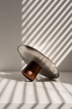 Підставка з нержавійки на деревʼяній ніжці 23 см - Image 2