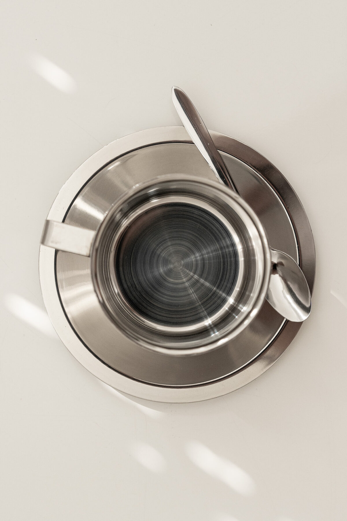 Чашка з круглим блюдцем та ложкою MIRROR - Зображення 2