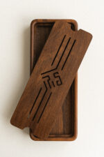 Чайний столик з волоського горіха 38х15х4.5 см