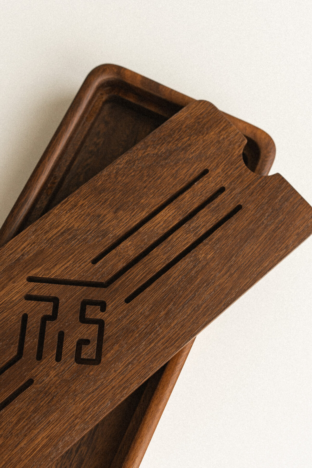 Чайний столик з волоського горіха 38х15х4.5 см - Зображення 3