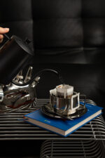 Чашка з круглим блюдцем та ложкою MIRROR - Зображення 3