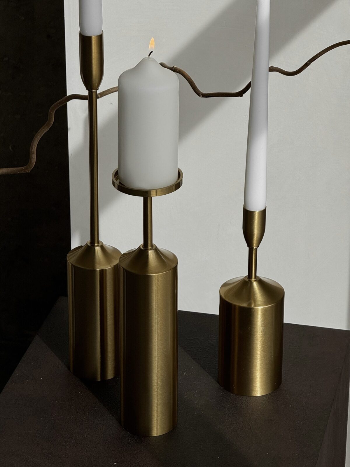 Набір металевих підсвічників HUGE 3 шт, золоті - Зображення 2