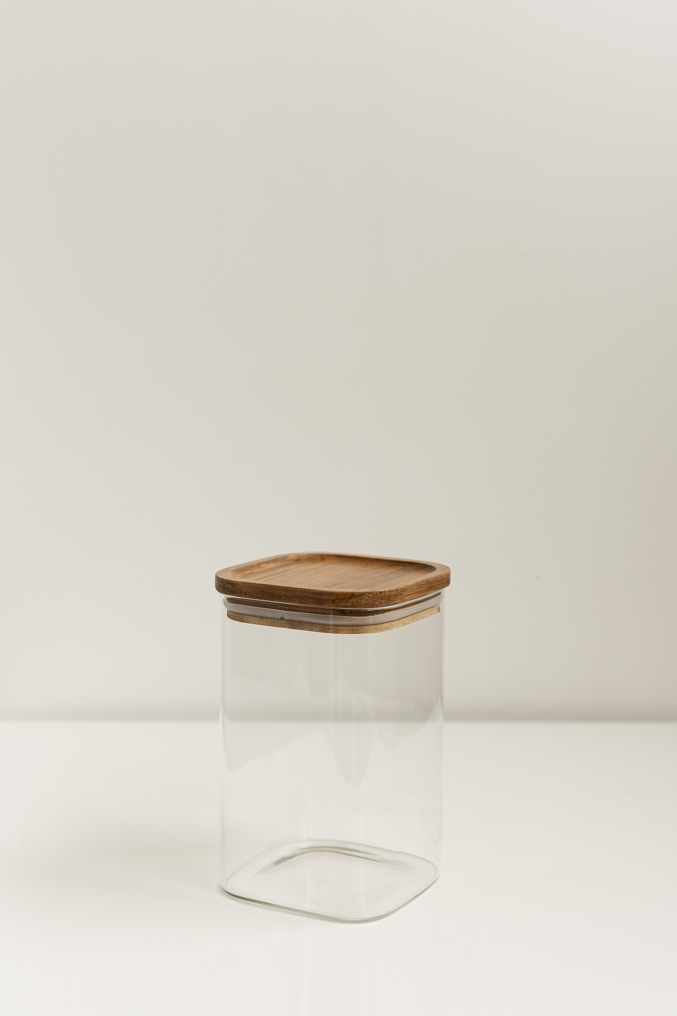 DSC09233-2 Банка квадратна WOOD, з темною кришкою, 10х15 см - Зображення 1